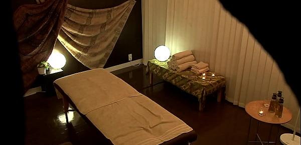  Akasaka luxury erotic massage! Part 2 Excessive superb service that is routinely performed at luxury massage shops.